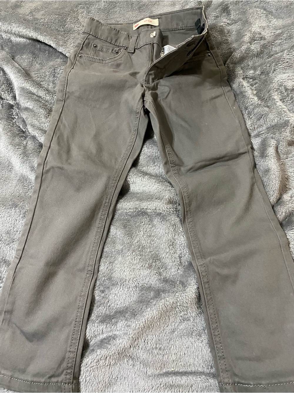 Levi's Men's Slim Straight Chinos in Charcoal